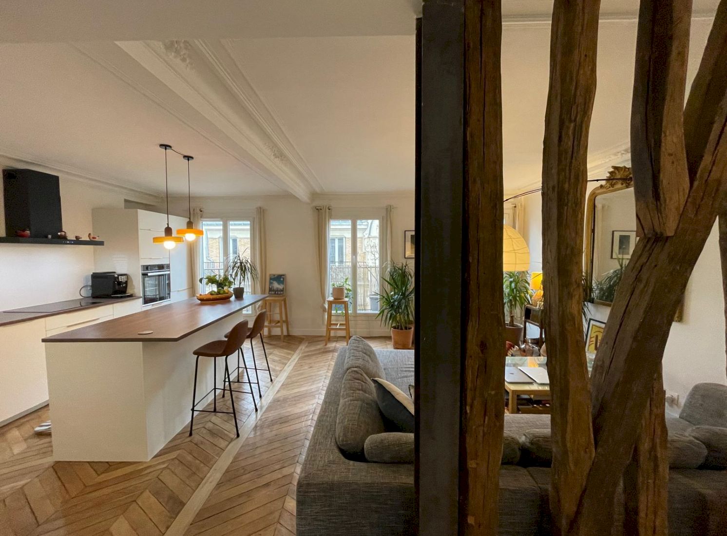 expert en rénovation immobilière à paris, nous transformons votre bien avec qualité et savoir-faire pour un résultat à la hauteur de vos attentes.